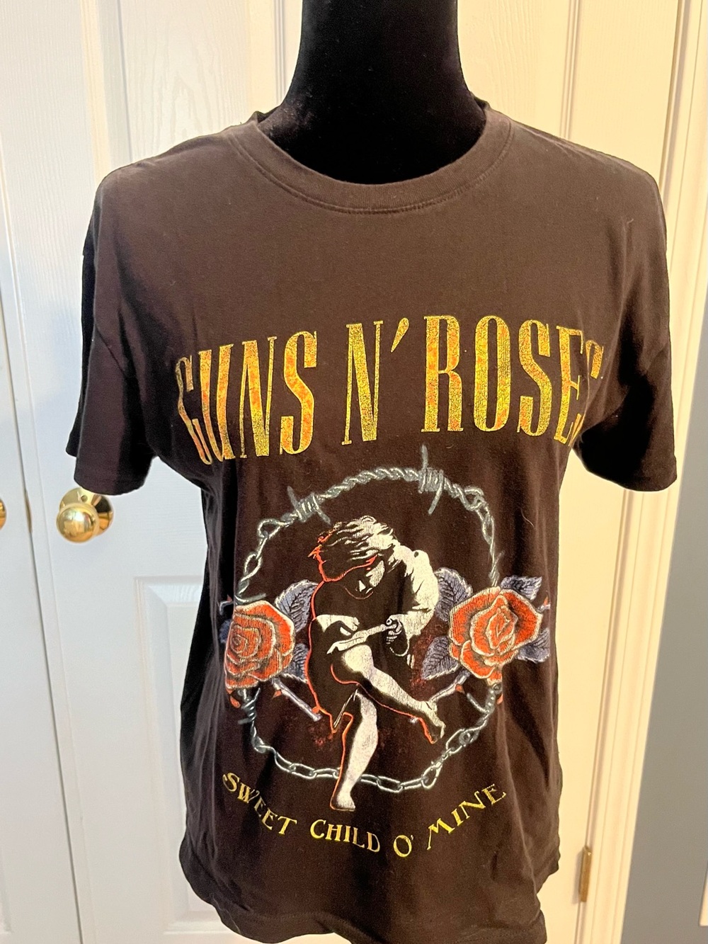Guns N' Roses Black Graphic Tee - Sweet Child O' Mine   Size medium